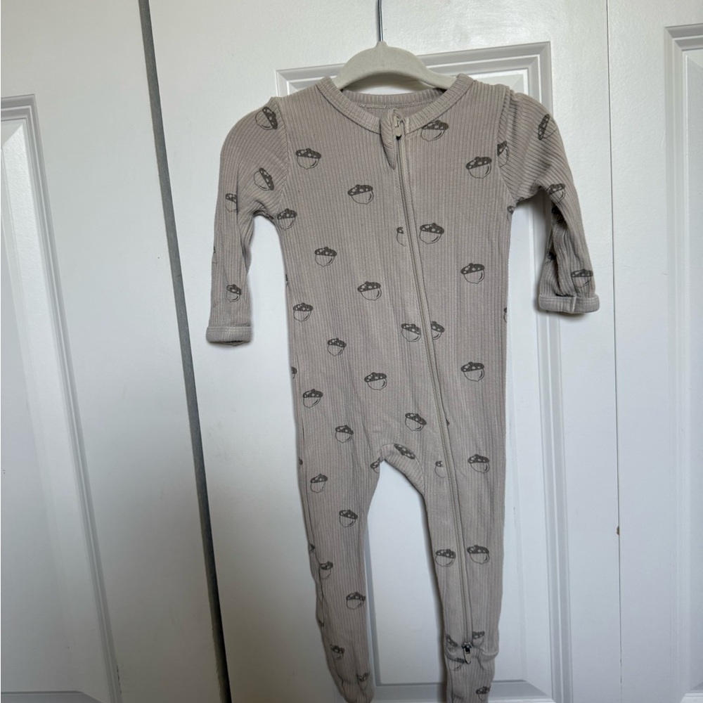 Kyte BABY Taupe Kids Footie with Planet Design